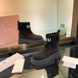 ミュウミュウ靴 Miu Miu 2025新作 スノーシューズ