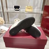 グッチ靴 GUCCI 2025新作 カジュアルシューズ