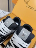 ルイヴィトン靴 LOUIS VUITTON 2025新作 スニーカー