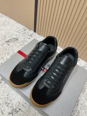プラダ靴 PRADA 2025新作 スニーカー