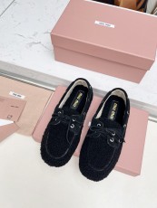 ミュウミュウ靴 Miu Miu 2025新作 ローファー