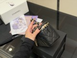 シャネルバッグ CHANEL 2025新作 ハンドバッグ