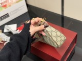グッチバッグ GUCCI 2025新作 ショルダーバッグ