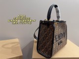 フェンディバッグ FENDI 2025新作 トートバッグ