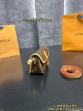 ルイヴィトンバッグ LOUIS VUITTON 2025新作 ショルダーバッグ