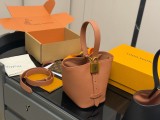 ルイヴィトンバッグ LOUIS VUITTON 2025新作 バケットバッグ