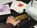 シャネルバッグ CHANEL 2025新作 チェーンバッグ