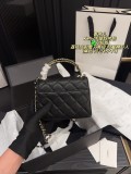 シャネルバッグ CHANEL 2025新作 ハンドバッグ