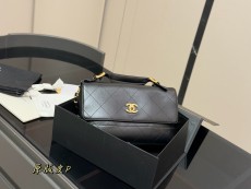 シャネルバッグ CHANEL 2025新作 ビジネスバッグ