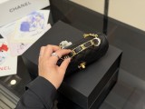 シャネルバッグ CHANEL 2025新作 ハンドバッグ