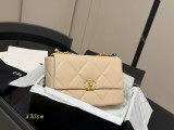 シャネルバッグ CHANEL 2025新作 チェーンバッグ