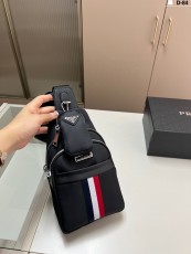 プラダバッグ PRADA 2025新作 ウエストバッグ