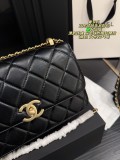 シャネルバッグ CHANEL 2025新作 チェーンバッグ
