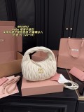 ミュウミュウバッグ Miu Miu 2025新作 ハンドバッグ