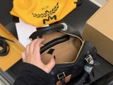 エムシーエムバッグ MCM 2025新作 スリングバッグ