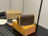 ルイヴィトンバッグ LOUIS VUITTON 2025新作 ショルダーバッグ