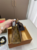ルイヴィトンバッグ LOUIS VUITTON 2025新作 トートバッグ