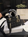 ディオールバッグ DIOR 2025新作 ダイ妃バッグ