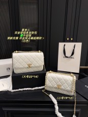 シャネルバッグ CHANEL 2025新作 チェーンバッグ