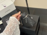 シャネルバッグ CHANEL 2025新作 ハンドバッグ