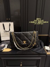 シャネルバッグ CHANEL 2025新作 チェーンバッグ