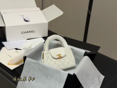 シャネルバッグ CHANEL 2025新作 ハンドバッグ