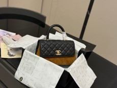 シャネルバッグ CHANEL 2025新作 ハンドバッグ