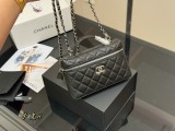 シャネルバッグ CHANEL 2025新作 ハンドバッグ