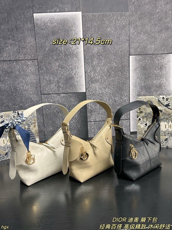 ディオールバッグ DIOR 2025新作 ショルダーバッグ