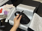 シャネルバッグ CHANEL 2025新作 ハンドバッグ
