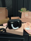 ミュウミュウバッグ Miu Miu 2025新作 ハンドバッグ
