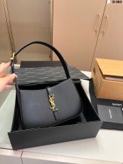 サンローランバッグ Yves Saint Laurent 2025新作 ショルダーバッグ