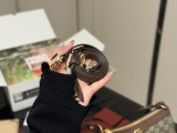 グッチバッグ GUCCI 2025新作 ショルダーバッグ