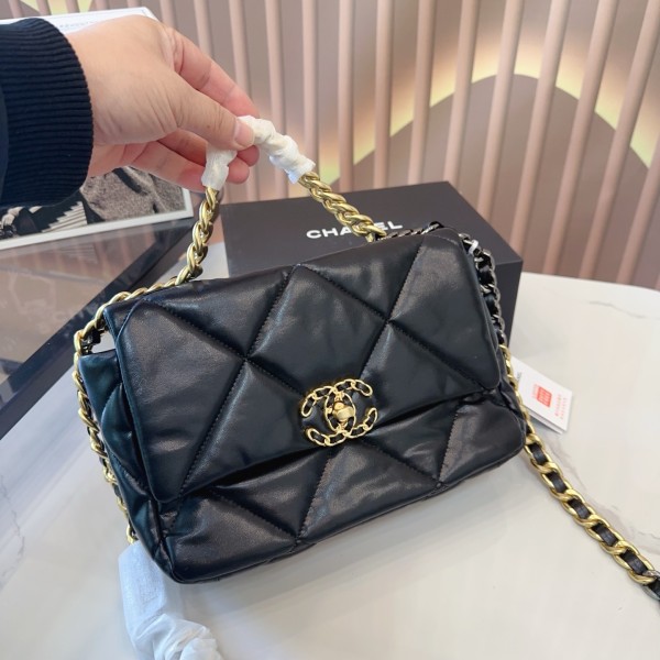 シャネルバッグ CHANEL 2025新作 チェーンバッグ
