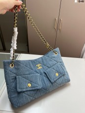 シャネルバッグ CHANEL 2025新作 チェーンバッグ