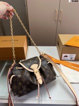 ルイヴィトンバッグ LOUIS VUITTON 2025新作 チェーンバッグ