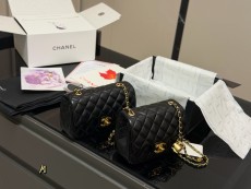 シャネルバッグ CHANEL 2025新作 チェーンバッグ