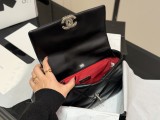 シャネルバッグ CHANEL 2025新作 チェーンバッグ