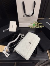 シャネルバッグ CHANEL 2025新作 チェーンバッグ