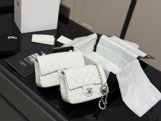 シャネルバッグ CHANEL 2025新作 チェーンバッグ