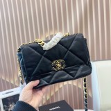 シャネルバッグ CHANEL 2025新作 チェーンバッグ