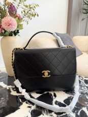 シャネルバッグ CHANEL 2025新作 ビジネスバッグ