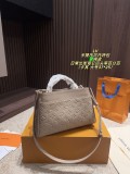 ルイヴィトンバッグ LOUIS VUITTON 2025新作 トートバッグ