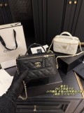 シャネルバッグ CHANEL 2025新作 チェーンバッグ