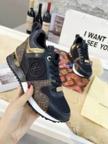 ルイヴィトン靴 LOUIS VUITTON 2025新作 スニーカー