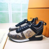 ルイヴィトン靴 LOUIS VUITTON 2025新作 スニーカー