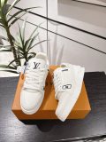 ルイヴィトン靴 LOUIS VUITTON 2025新作 スニーカー