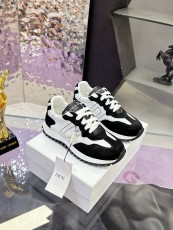 ディオール靴 DIOR 2025新作 スニーカー