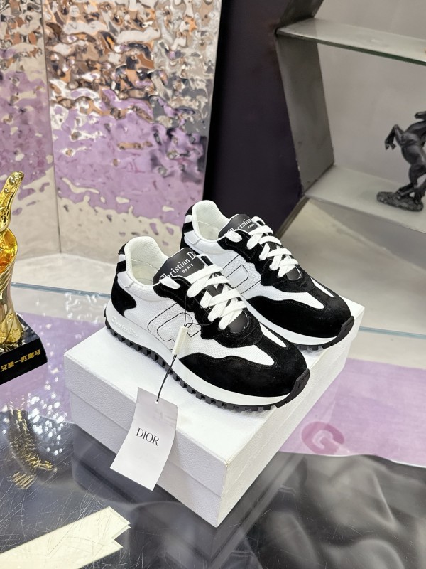 ディオール靴 DIOR 2025新作 スニーカー