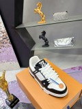 ルイヴィトン靴 LOUIS VUITTON 2025新作 スニーカー